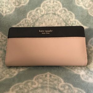 Kate Spade ♠️ Bifold